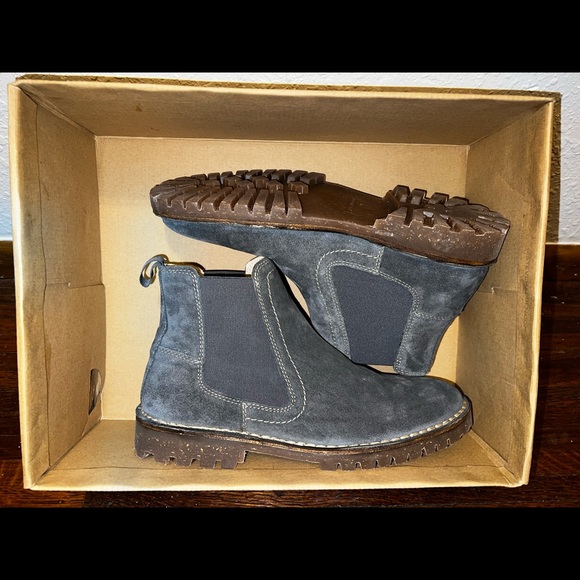 Classic Steve Madden Grey Suede slip-on boot; P-Jaxson size 7 men - Picture 6 of 7